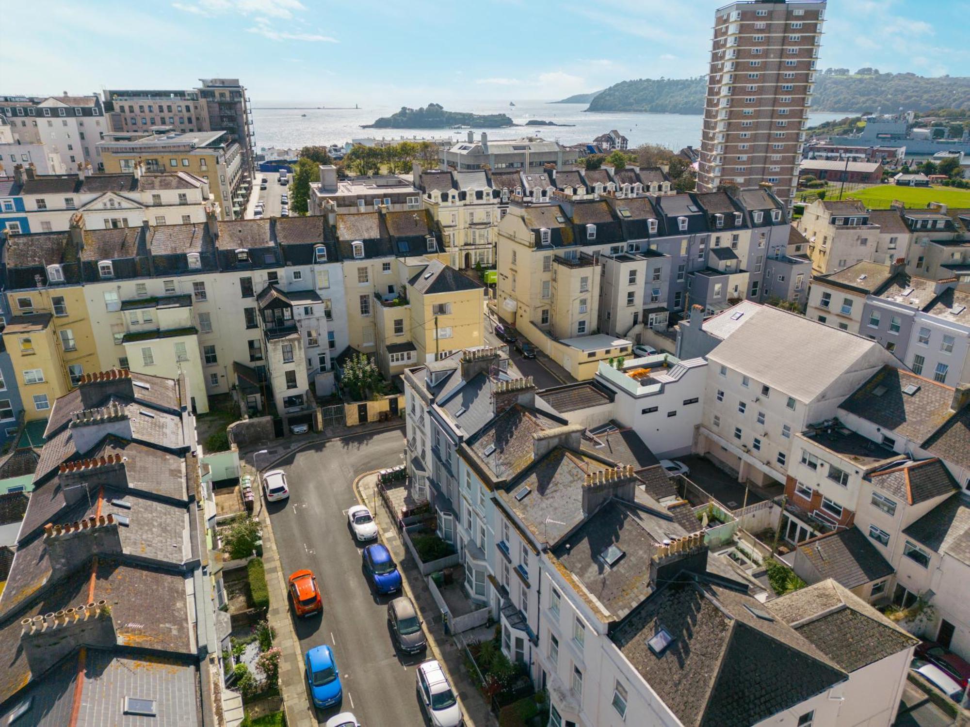 Comfortable 4-Bed Townhouse By Plymouth Hoe Apartment Plymouth